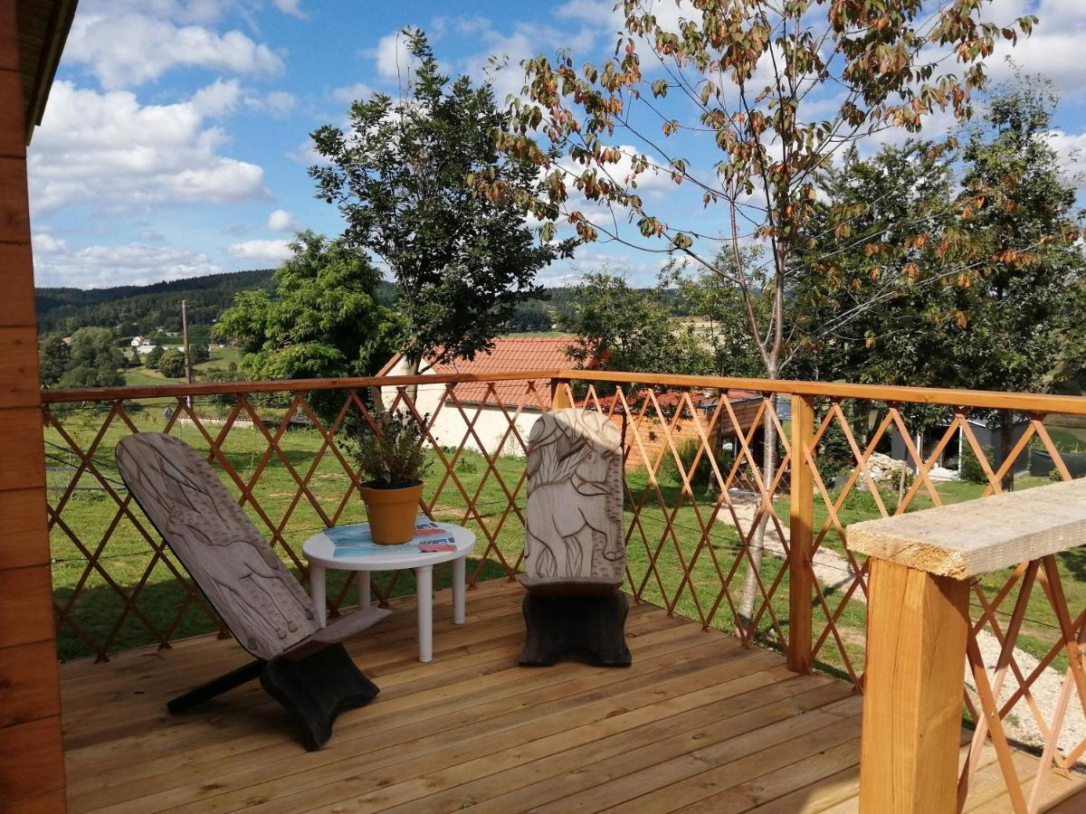 Le Chalet Des Etoiles Champagnac-le-Vieux Exterior photo
